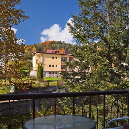Henryk Hotel